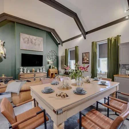 6 Bed In Oc-s30199 度假居 *