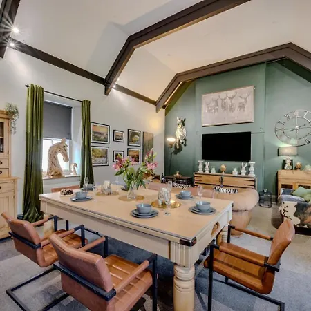6 Bed In Oc-s30199