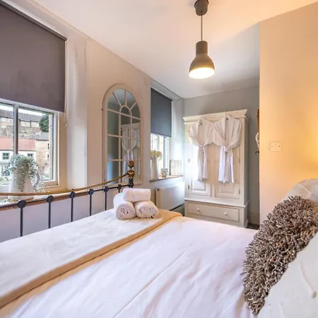 6 Bed In Oc-s30199 * 里士满