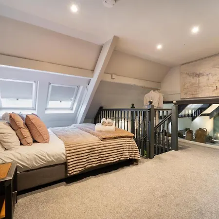 6 Bed In Oc-s30199